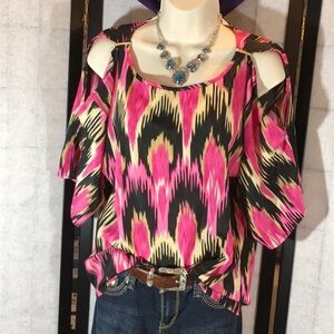 MK pink/black cold shoulder top